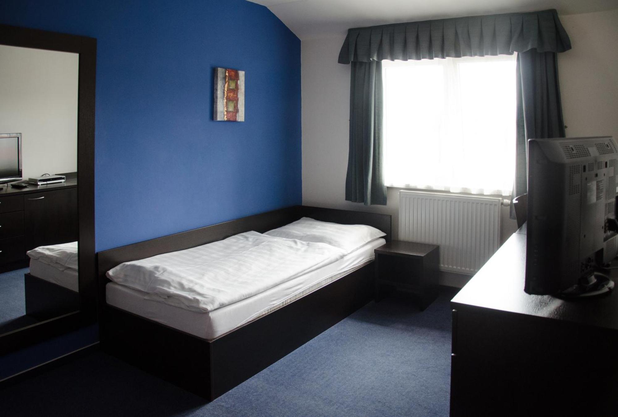 Garni Hotel Fellini Ziar nad Hronom Ruang foto