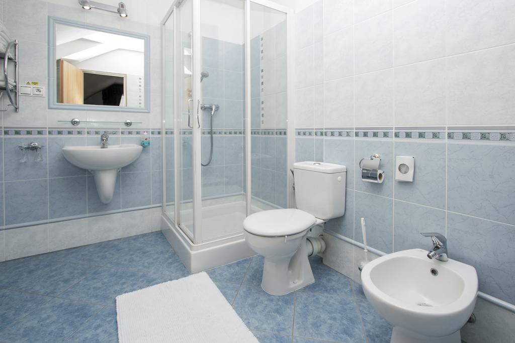 Garni Hotel Fellini Ziar nad Hronom Ruang foto