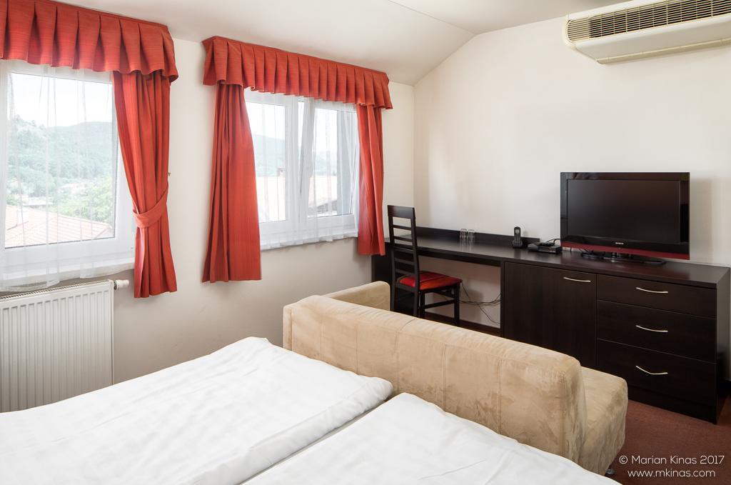 Garni Hotel Fellini Ziar nad Hronom Bagian luar foto